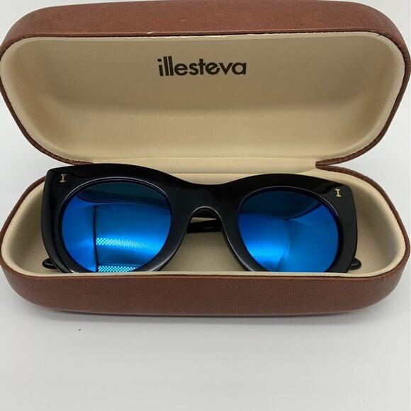ILLESTEVA BOCA BLACK MATTE SUNGLASSES w/Blue Mirror‎ Lenses-Slightly used main image 5